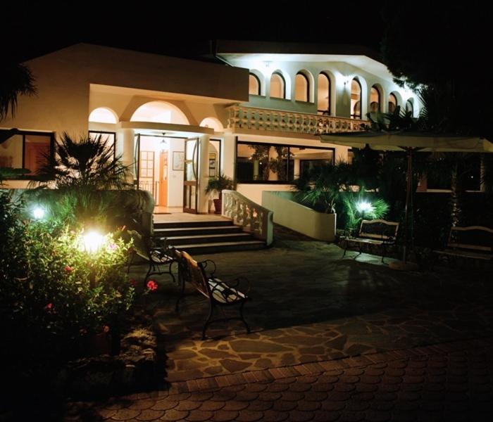 Villaggio Pineta Petto Bianco Capo Vaticano Exteriér fotografie