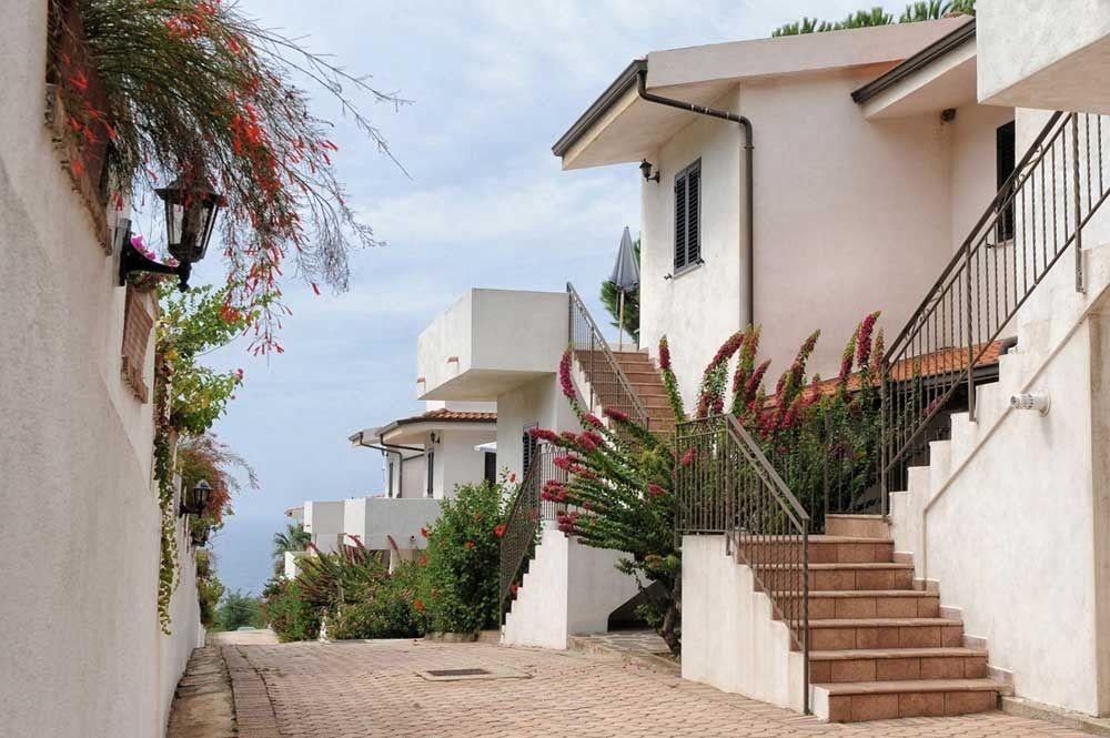 Villaggio Pineta Petto Bianco Capo Vaticano Exteriér fotografie