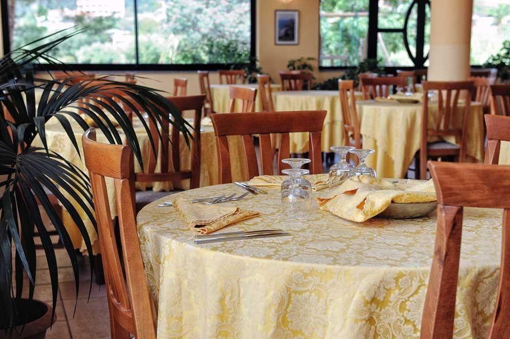 Villaggio Pineta Petto Bianco Capo Vaticano Exteriér fotografie